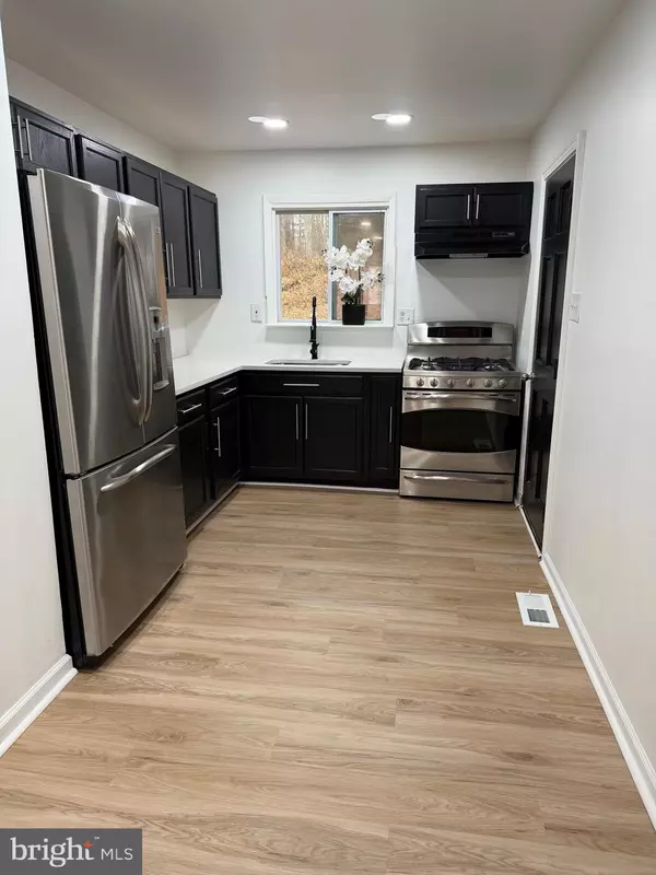 Riverdale, MD 20737,6500 HILLWOOD DR