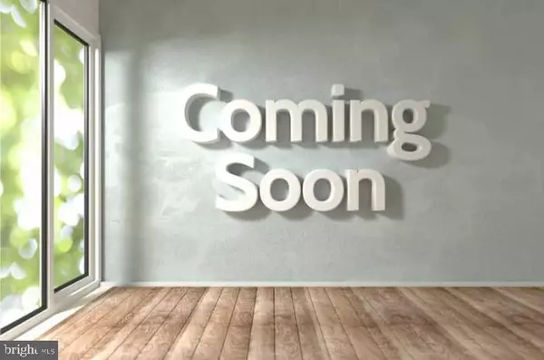 516 GLENEAGLE DR, Fredericksburg, VA 22405