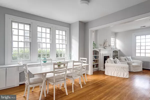 Alexandria, VA 22301,302 RUCKER PL