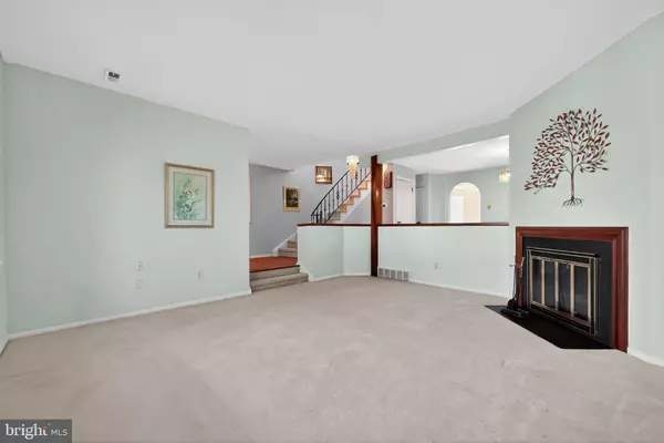 Newtown, PA 18940,7 GARRISON PL