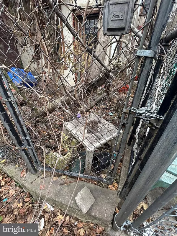 Philadelphia, PA 19121,1929 W NORRIS ST