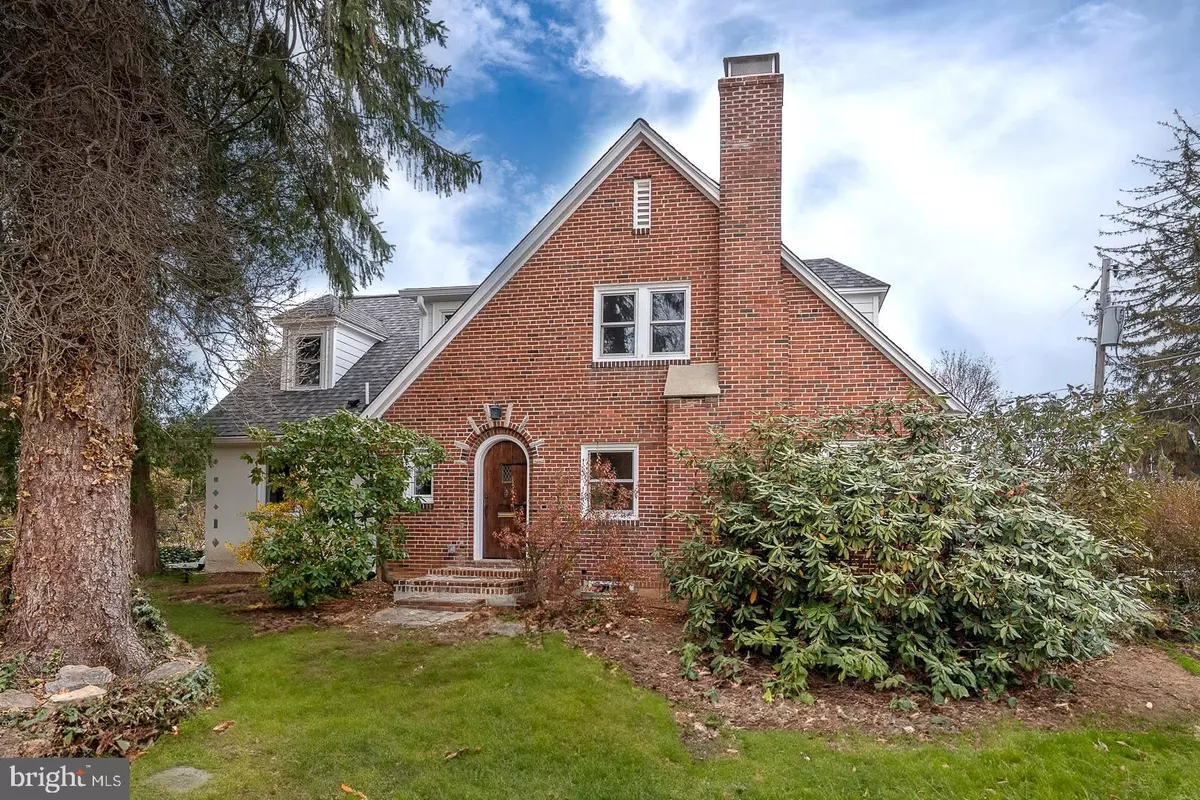 Berwyn, PA 19312,28 ORCHARD LN