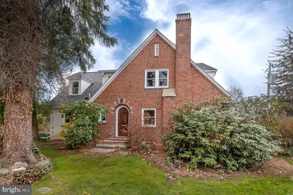 Berwyn, PA 19312,28 ORCHARD LN