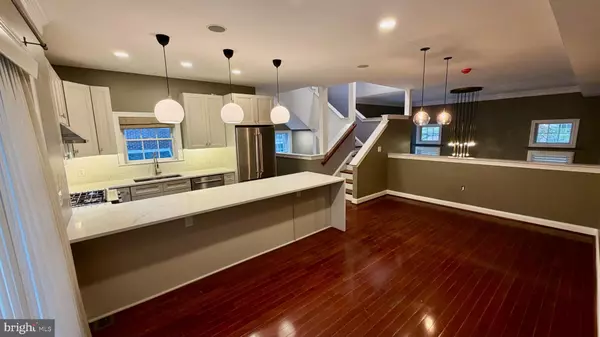 Philadelphia, PA 19147,866 INDEPENDENCE CT