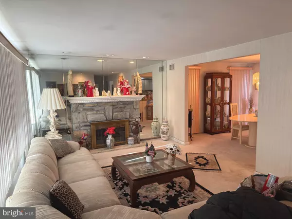 Philadelphia, PA 19114,5015 FITLER ST