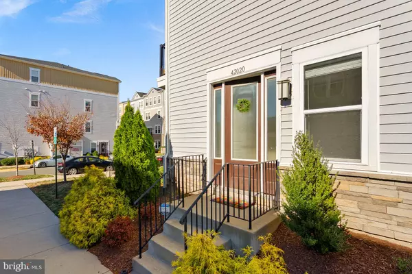 Aldie, VA 20105,42020 GLADE CREEK TER