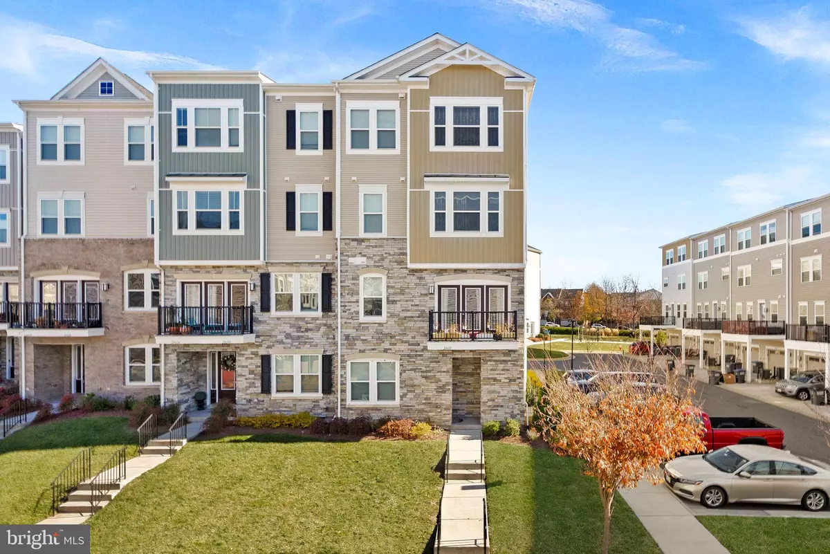 Aldie, VA 20105,42020 GLADE CREEK TER