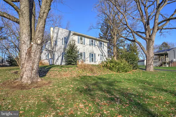 Lititz, PA 17543,206 PLEASANT HILL DR