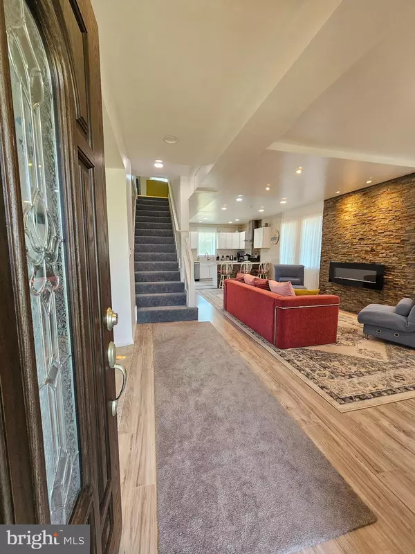 Williamstown, NJ 08094,836 NEW BROOKLYN RD