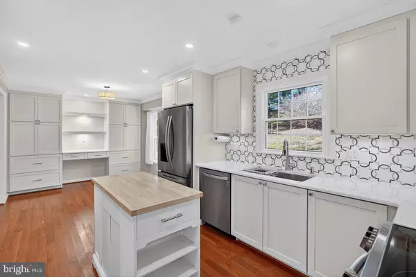 Damascus, MD 20872,24004 DESERT WINE CT