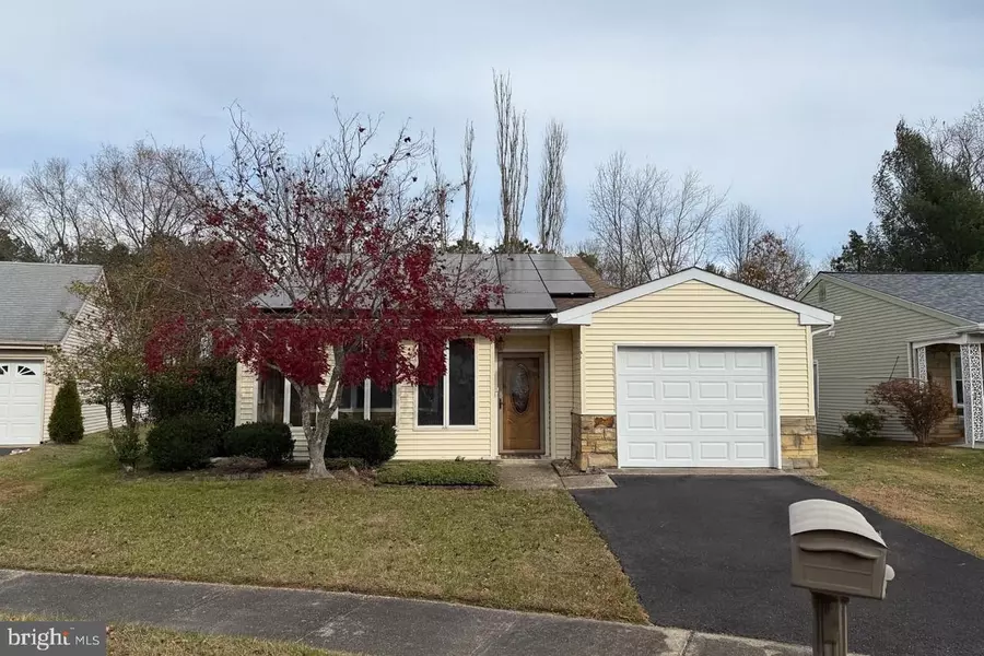 51 SHERWOOD PL, Southampton, NJ 08088