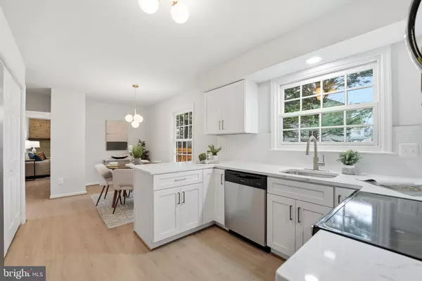 Chantilly, VA 20151,4511 STONE PINE CT