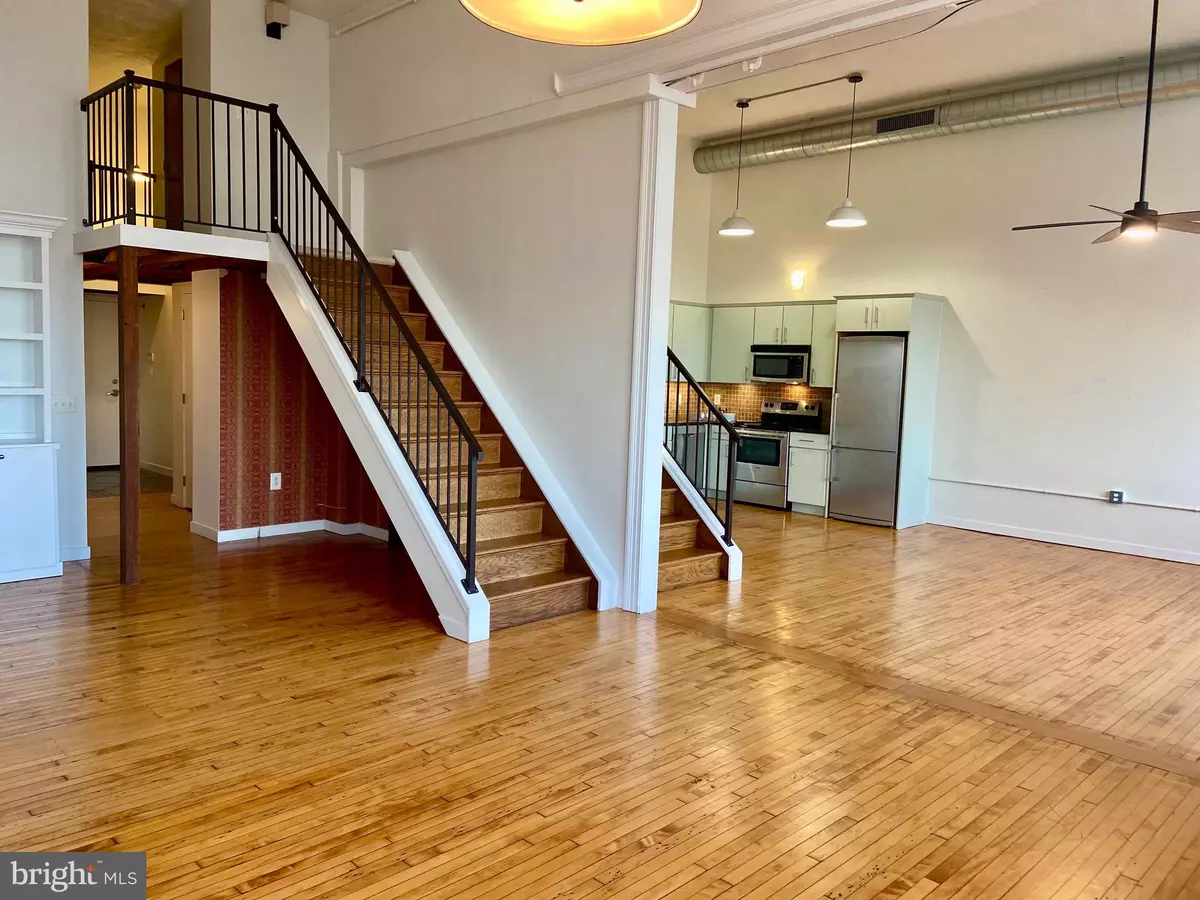 Philadelphia, PA 19147,1201 FITZWATER ST #410-411