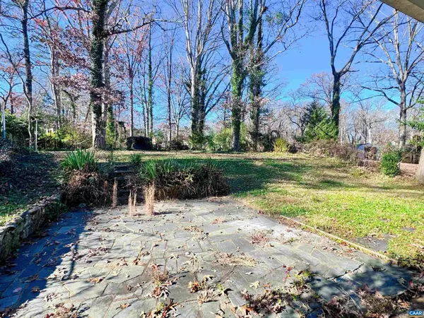 Charlottesville, VA 22903,1715 A & B CHERRY AVE