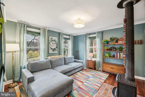 Mount Rainier, MD 20712,3212 UPSHUR ST