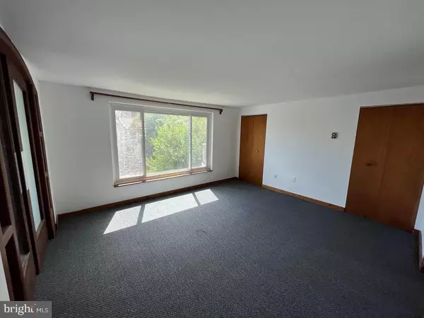 Philadelphia, PA 19123,1124 GREEN ST