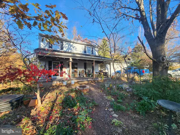 68 DAFFODIL DR, Manheim, PA 17545