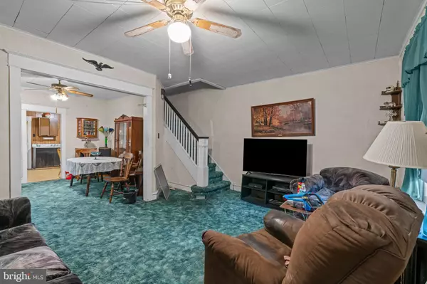 Philadelphia, PA 19135,6520 MARSDEN ST