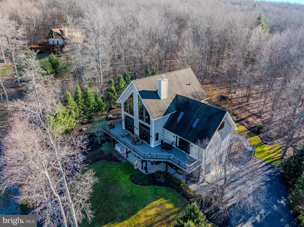 Oakland, MD 21550,444 WOODLANDS HILL LN