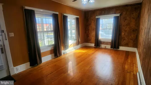 Martinsburg, WV 25401,803 NEW YORK AVE