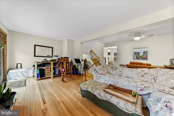 Woodbury, NJ 08096,103 CARRIAGE WAY