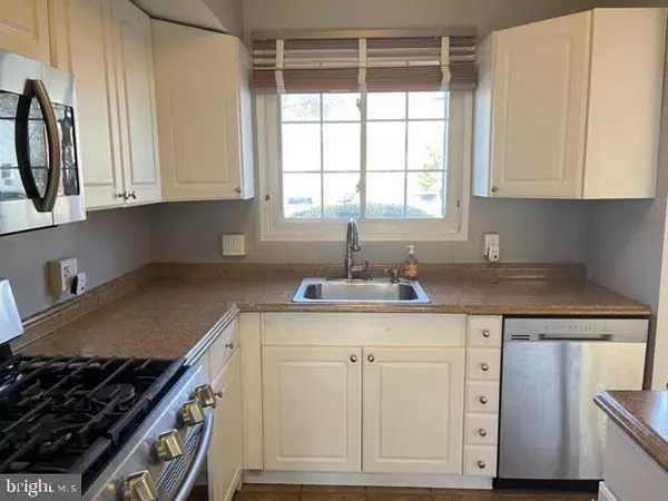 Alexandria, VA 22302,1634 RIPON PL