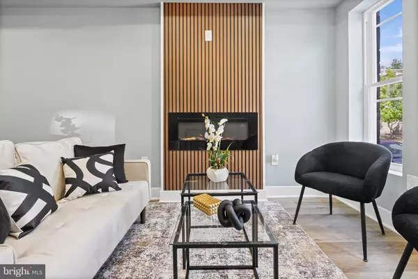 Baltimore, MD 21213,1607 E LANVALE ST