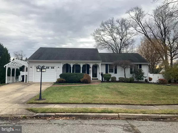 228 AQUA LN, Delran, NJ 08075