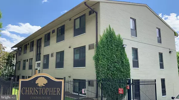 3101 SE NAYLOR RD SE #104, Washington, DC 20020