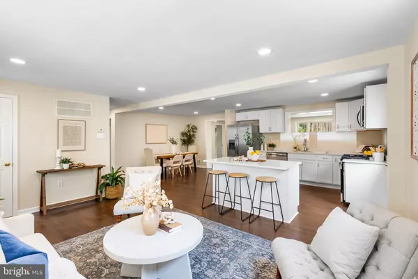 Baltimore, MD 21225,10 CEDAR HILL RD