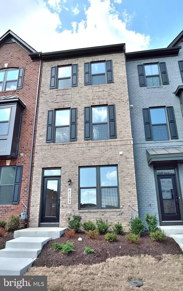 43398 APPLE ORCHARD SQ, Ashburn, VA 20148