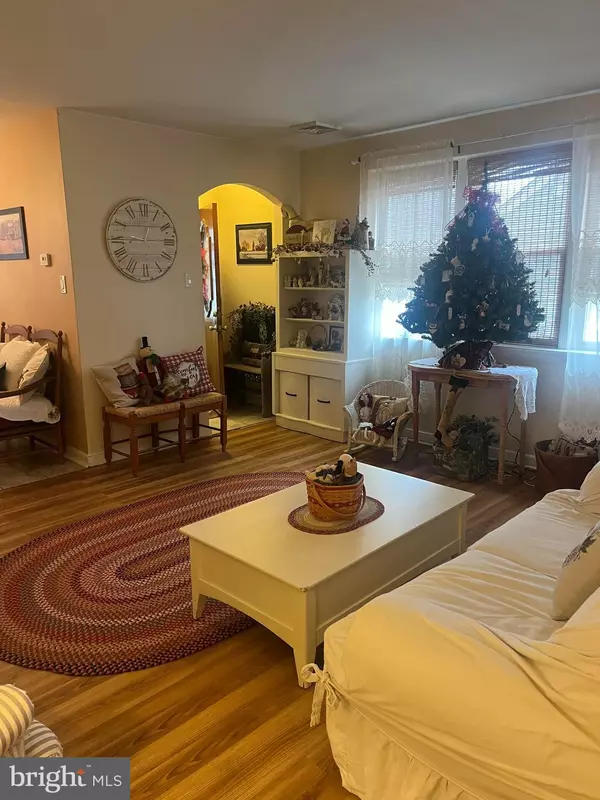 Philadelphia, PA 19114,9208 EXETER RD