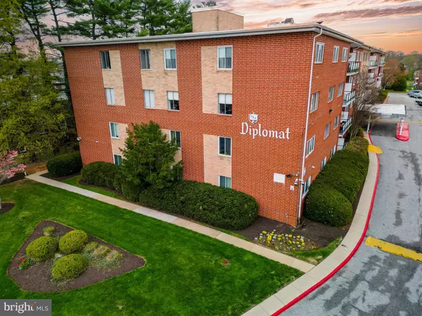 3737 CLARKS LN #405, Baltimore, MD 21215