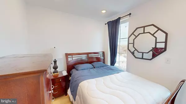 Washington, DC 20011,201 KENNEDY ST NW #8