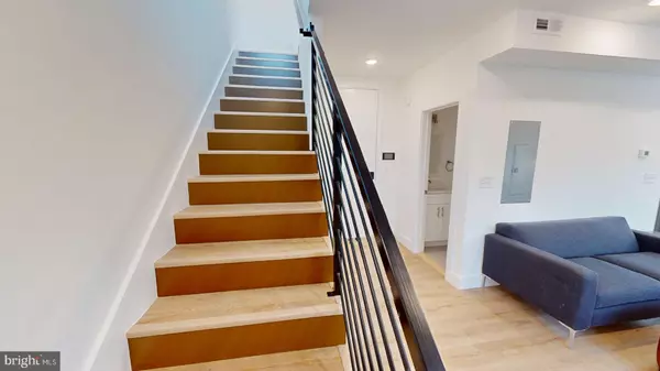 Washington, DC 20011,201 KENNEDY ST NW #8