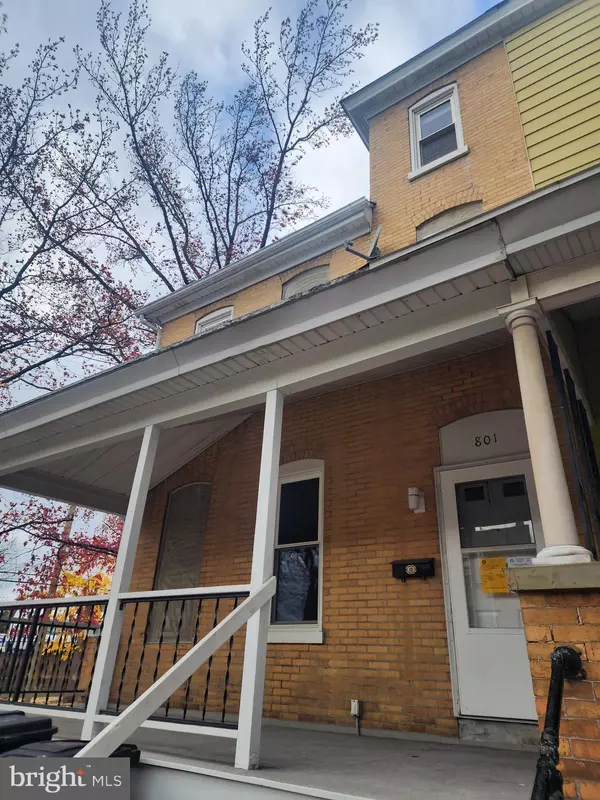 801 QUEEN ST, Pottstown, PA 19464