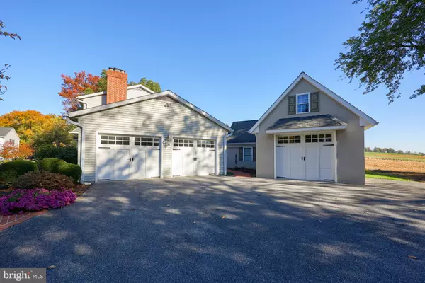 Lancaster, PA 17601,2 MILL RIDGE CT