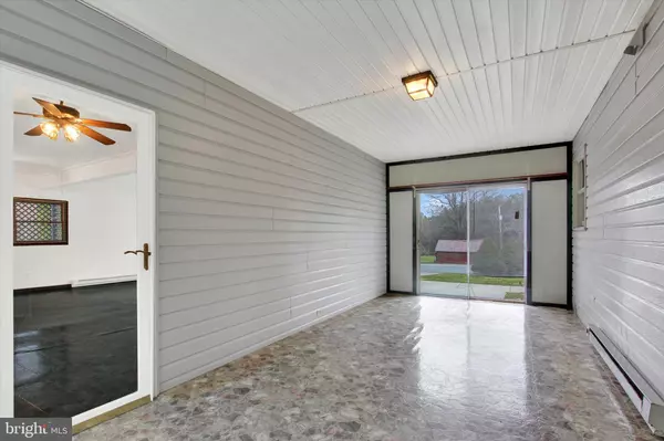 Spring Grove, PA 17362,9230 ORCHARD RD