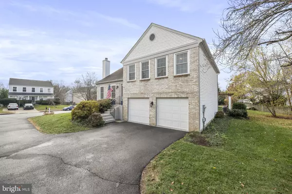 Sterling, VA 20165,48 MCPHERSON CIR