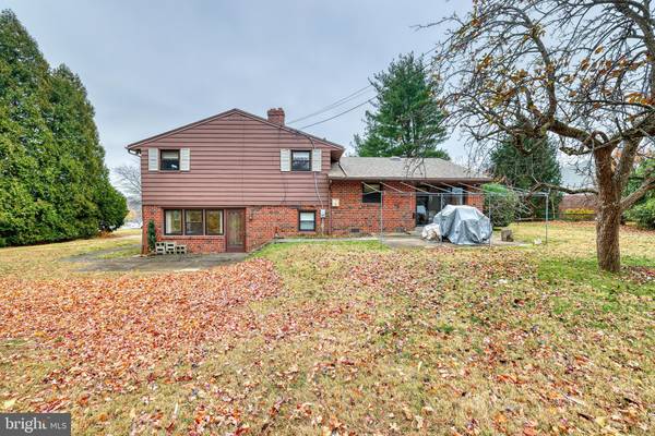 Philadelphia, PA 19115,117 ALEXIS LN