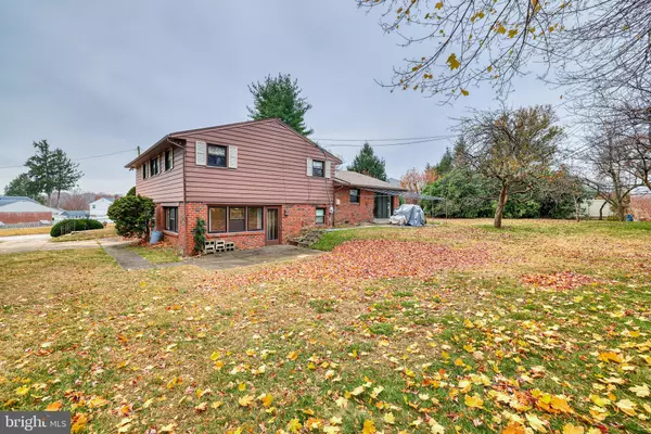 Philadelphia, PA 19115,117 ALEXIS LN