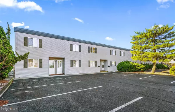 Ocean City, MD 21842,719 RUSTY ANCHOR RD #4A