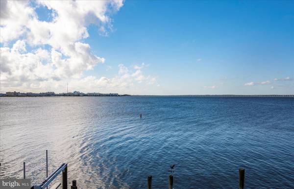 Ocean City, MD 21842,719 RUSTY ANCHOR RD #4A