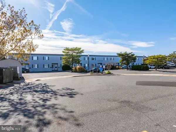 Ocean City, MD 21842,719 RUSTY ANCHOR RD #4A