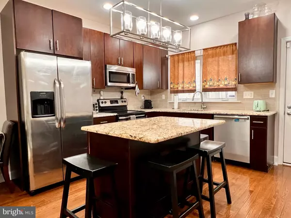 Philadelphia, PA 19147,1211 WEBSTER ST