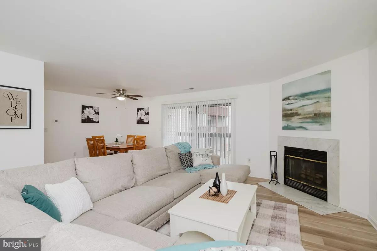 Glen Burnie, MD 21060,208 SPRING MAIDEN CT #203