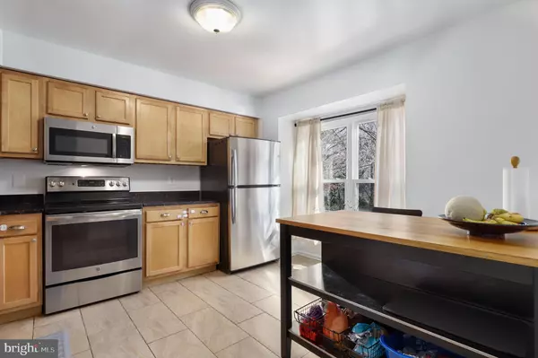 Silver Spring, MD 20901,24 KINSMAN VIEW CIR