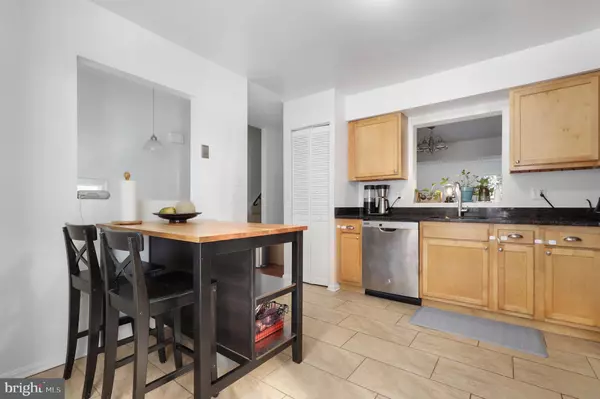 Silver Spring, MD 20901,24 KINSMAN VIEW CIR