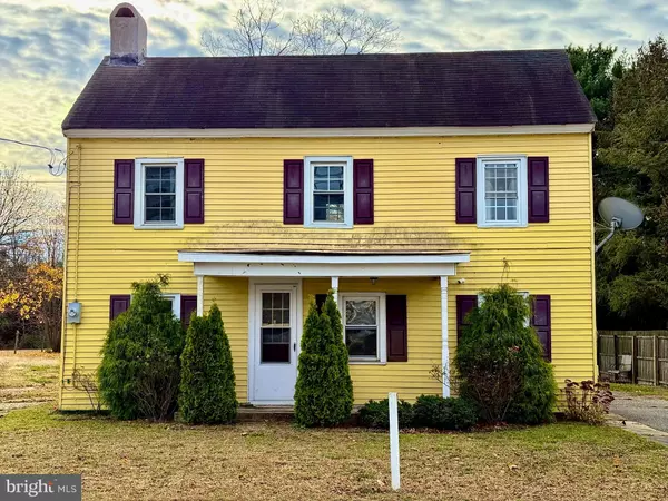 73 MAPLE AVE, Cedarville, NJ 08311