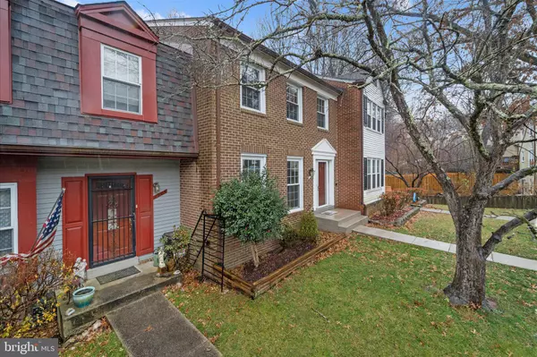 Springfield, VA 22153,7907 FOREST PATH WAY